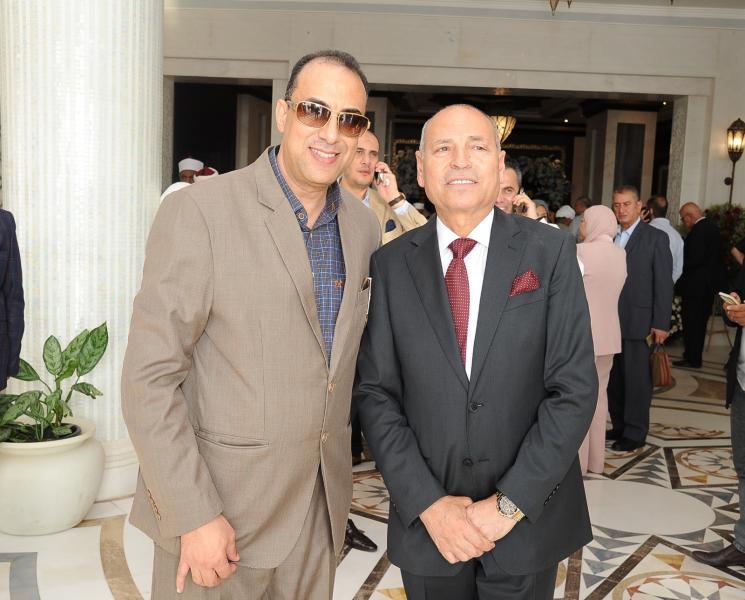 محافظ القاهرة الجديد مع الكاتب الصحفي هشام زكي 